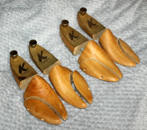 Vintage shoes window display - shoes,
