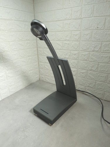 Vintage jazz minimalist table - minimalist,