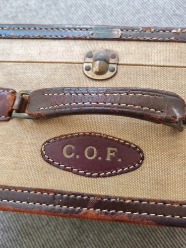 Vintage travel case - travel,