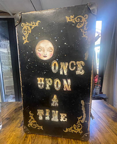 Vintage suitcase shop prop - suitcase,
