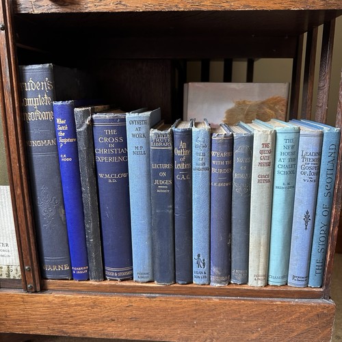 Vintage blue hardback - blue,