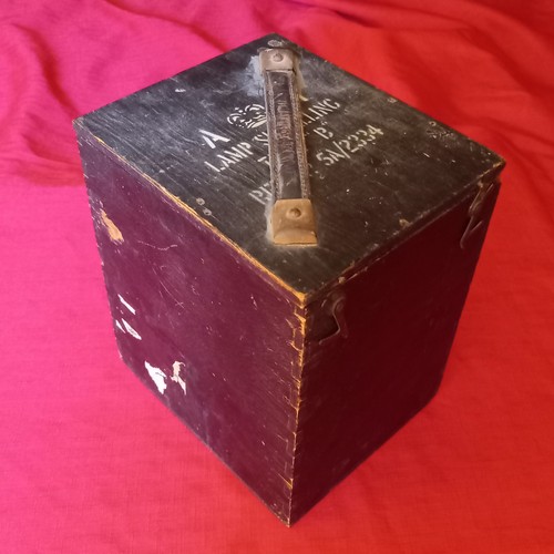 Vintage air ministry lamp - vintage,
